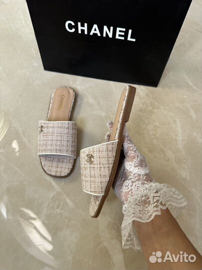 Шлепки женские chanel