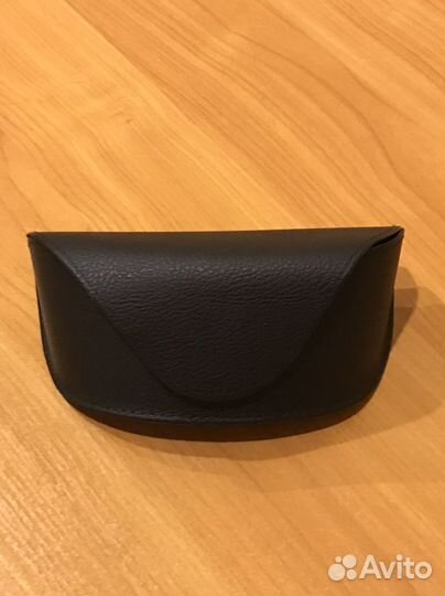 Футляр для очков