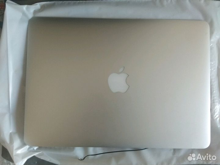 Экран в сборе с верхней крышкой, Macbook Air 13