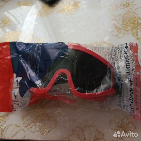 Очки защитные