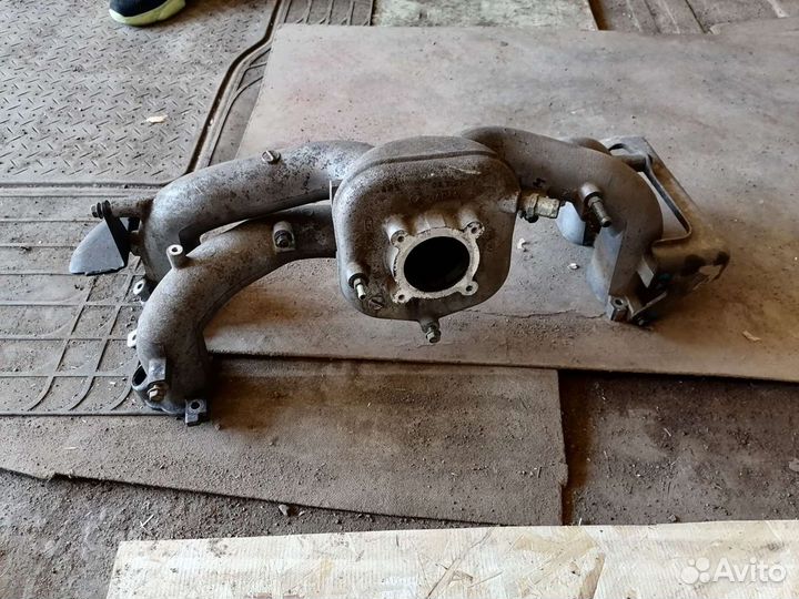 Впускной коллектор ej204