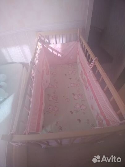 Детская кроватка