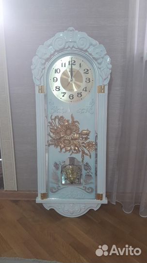 Продаю часы