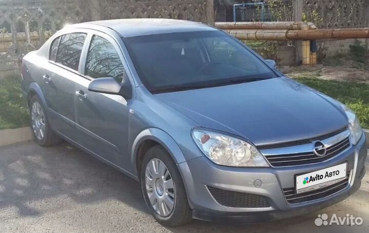 Opel Astra 1.8 МТ, 2008, 288 500 км