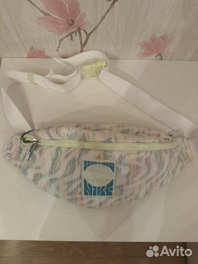 Поясная сумка nike
