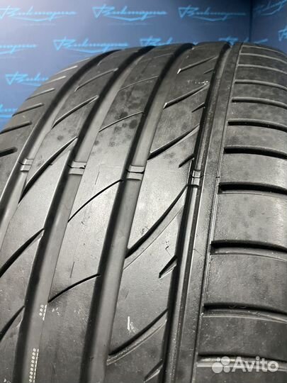 Maxxis Victra Sport VS5 275/40 R20 и 315/35 R20 106Y