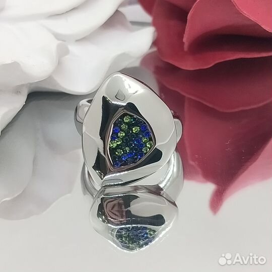 Акцентное кольцо