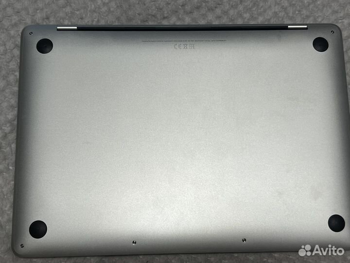 Продам Macbook 13-inch