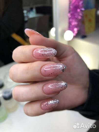 Коррекция наращённых ногтей