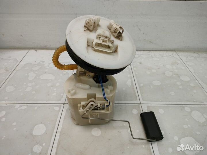 Насос топливный Ford Focus 1 cdda 2003
