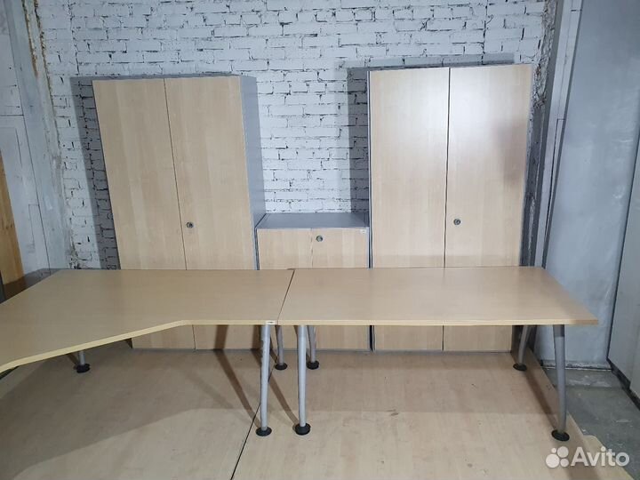 Стол угловой