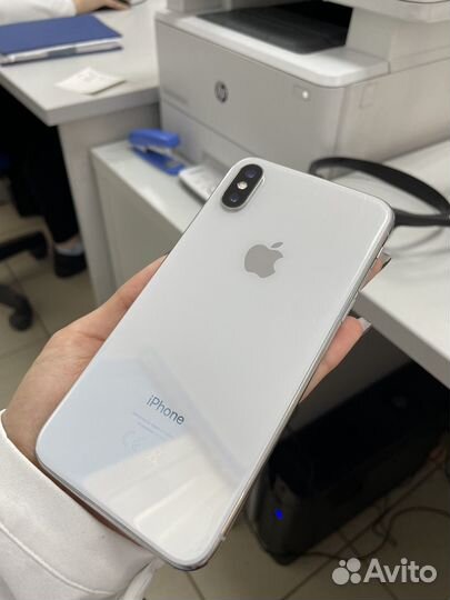 iPhone X 64гб