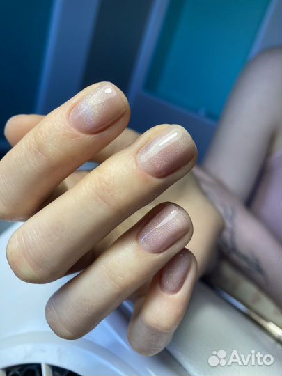 Маникюр с покрытием гель-лаком