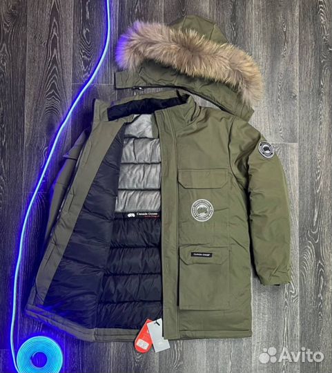 Зимняя куртка Canada Goose хаки