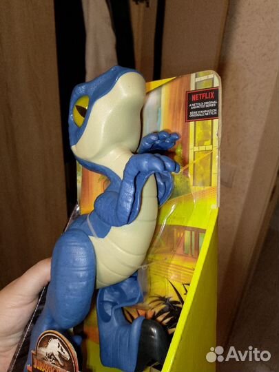 Игрушка динозавр юрасик новый