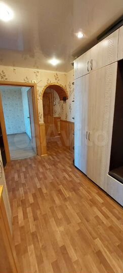 3-к. квартира, 70 м², 3/9 эт.