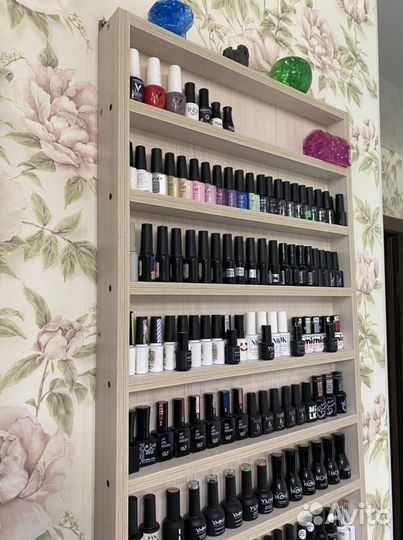 Полка для лаков