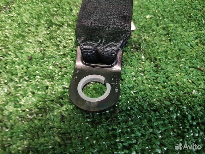 Ремень безопасности передний левый Toyota Auris E