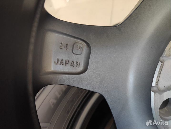 Оригинал новые япония Ленд Крузер 300 япония