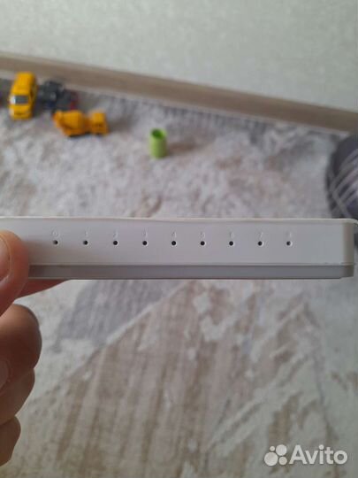 Коммутатор D-Link des 1008c 8 портов