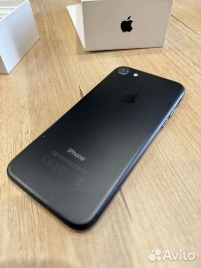 iPhone 7, 128 ГБ