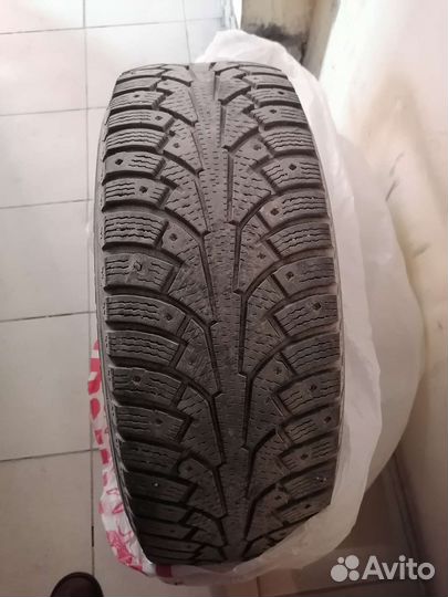 Nokian Tyres Hakkapeliitta 5 215/60 R17