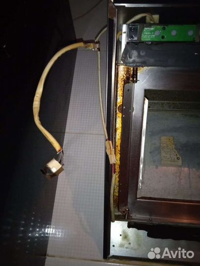 Вытяжка MBS в рабочем состоянии на запчасти