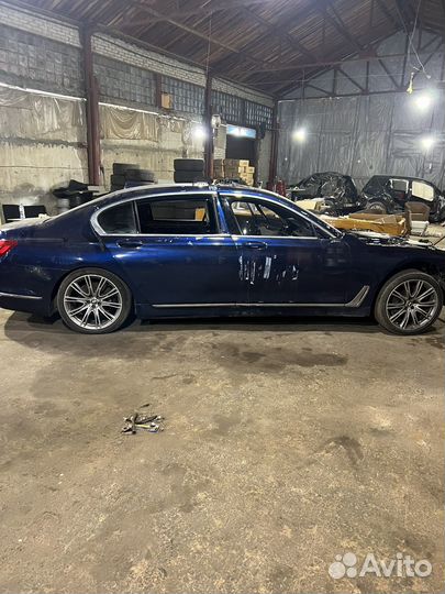 BMW 750 G12 полный разбор