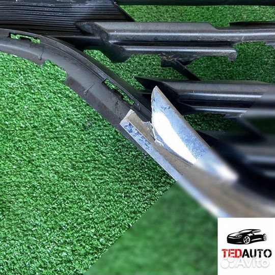 Заглушка (решетка) в бампер передний, Renault Captur 2020