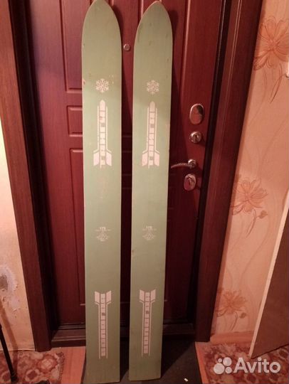 Лыжи охотничьи+ камус