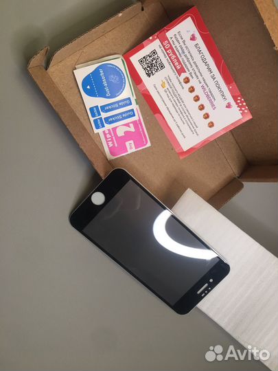 Защитное стекло на айфон 6