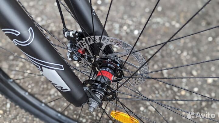 Велосипед новый алюминиевый 29 колёса