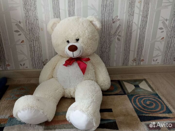 Плюшевый медведь
