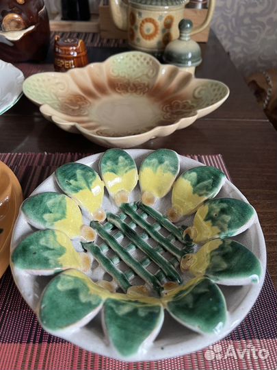 Фаянсовая и керамическая посуда