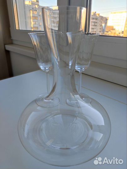 Декантер для вина + два фужера