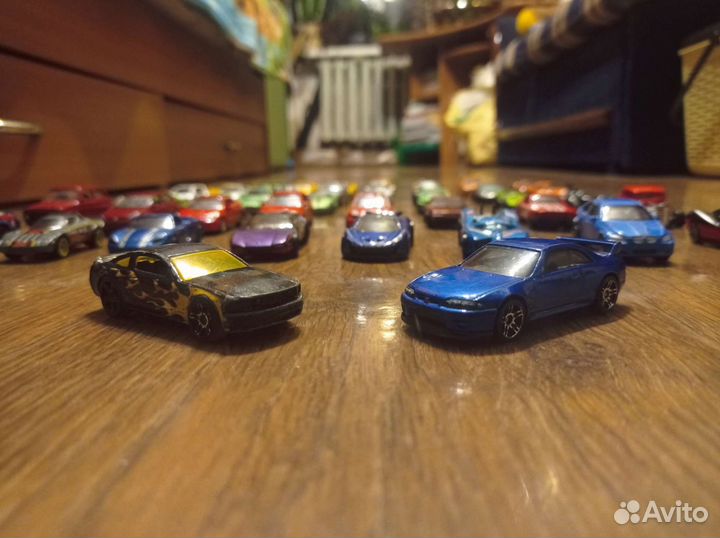 Машинки welly hot wheels