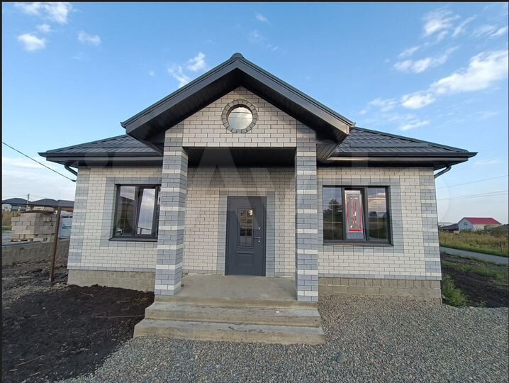 Дом 129 м² на участке 5 сот.