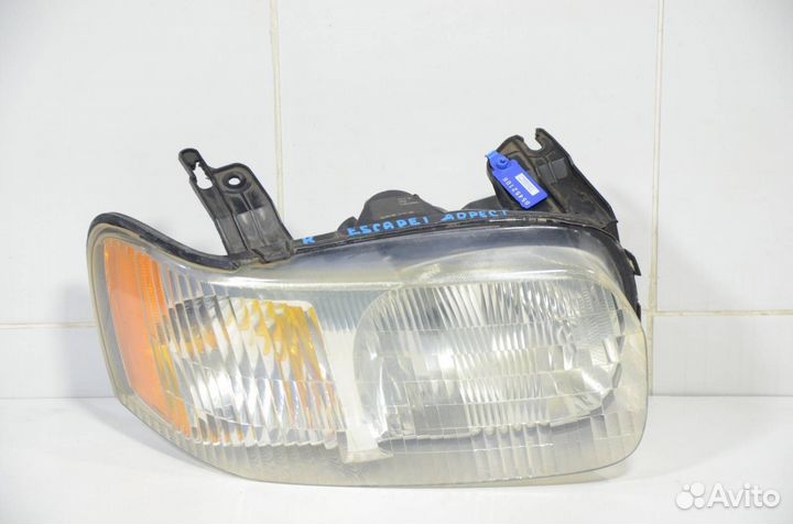 Фара передняя правая Ford Escape EP3 3.0 2001