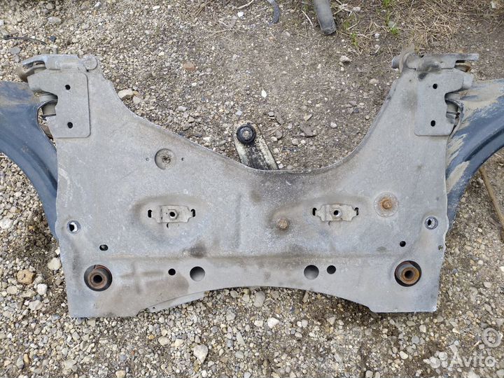 Подрамник Renault Megane 2
