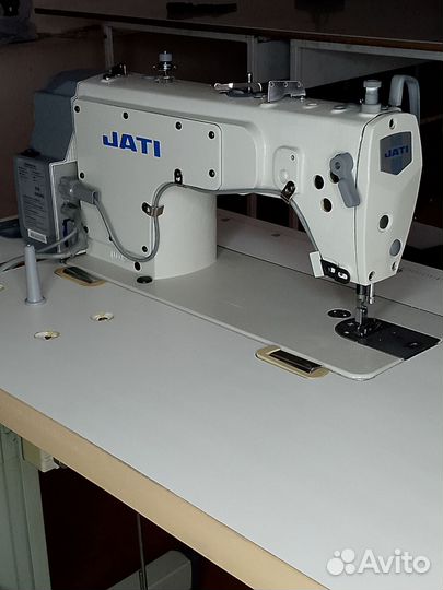 Швейная машина