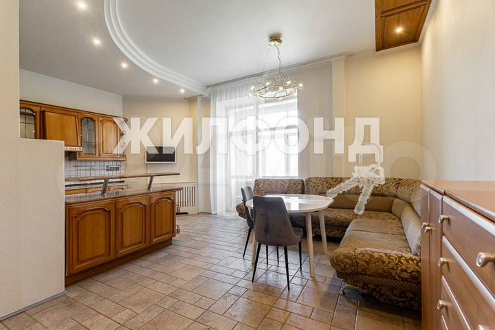 3-к. квартира, 179,8 м², 5/8 эт.