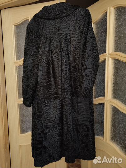 Шуба каракулевая 50 52