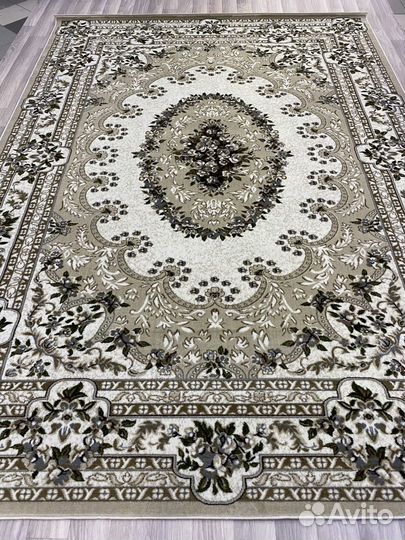 Ковер размером : 1.50х2.30 (№ 22417) новый