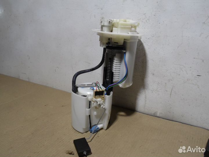 Бензонасос, топливный насос Тойота Приус 50