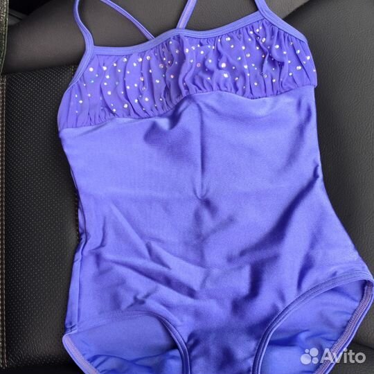 Купальники, шорты, лосины и балетки