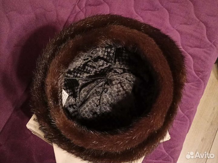 Берет женский норковый