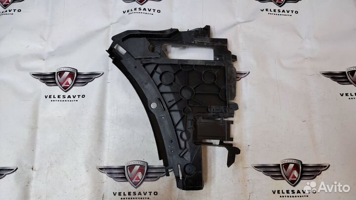 Воздуховод бампера Porsche Cayenne 2017-2023 год