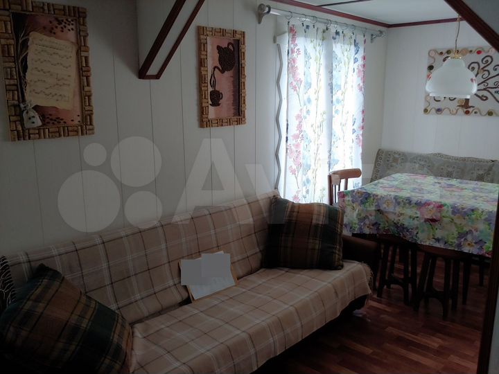 Дом 72 м² на участке 6 сот.