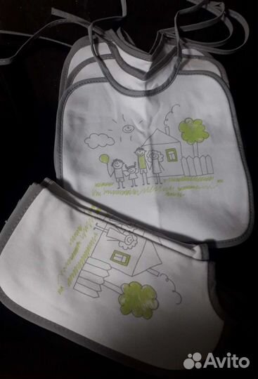 Слюнявчик нагрудник