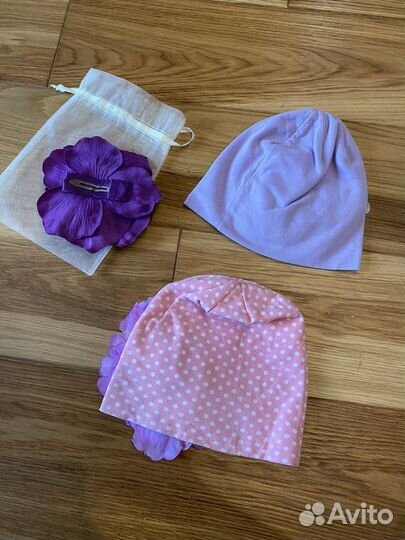 Шапка для девочки с цветком